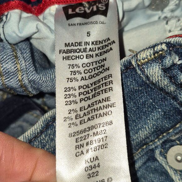 3 Pair of Jeans. See pics For Brands Size are 5-7 - Picture 5 of 14